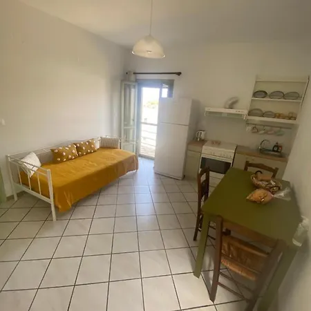 Amnia Appartement Agios Romanos