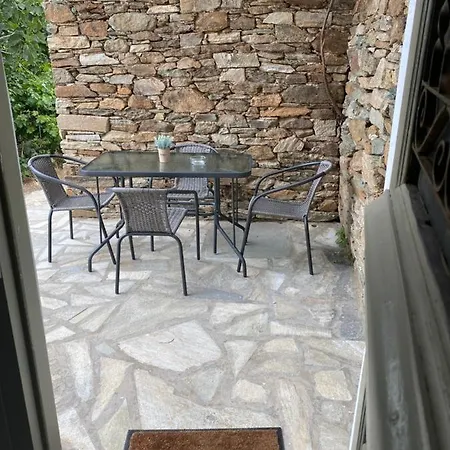 Amnia Appartement Agios Romanos